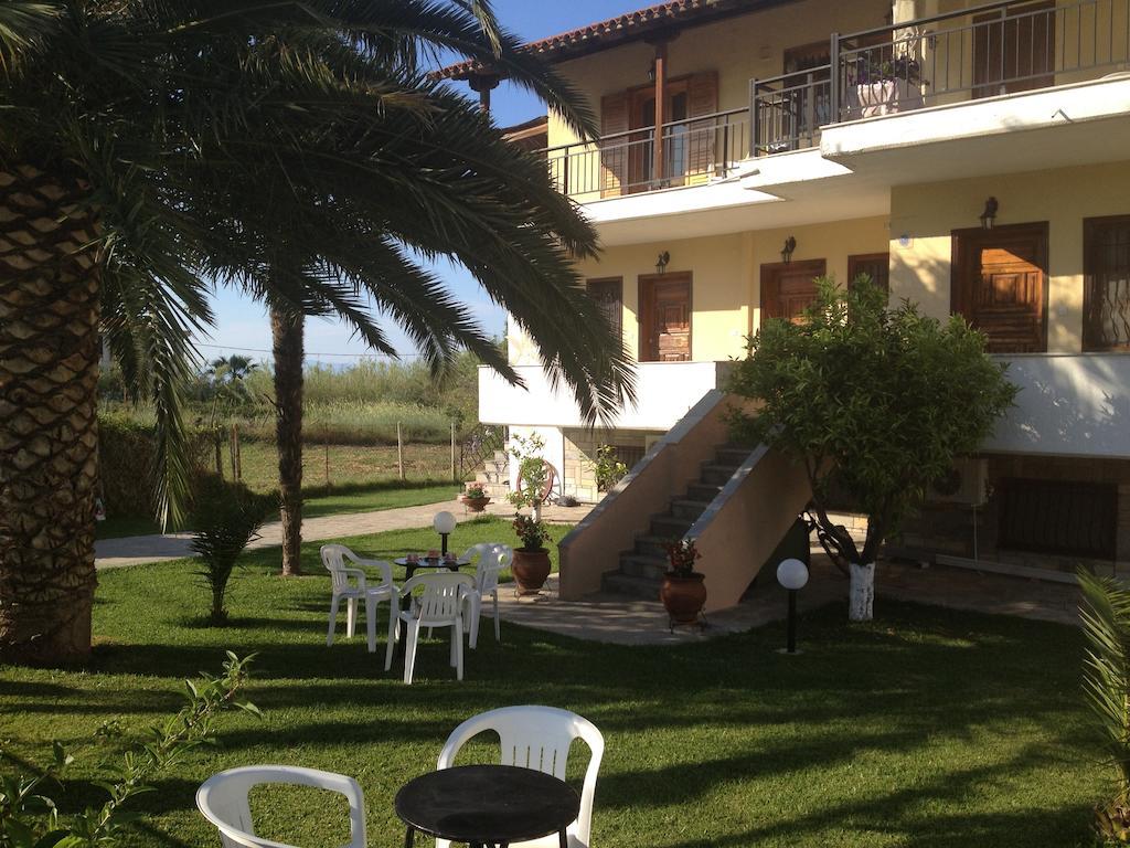 Villa Maria Polychrono Exterior foto